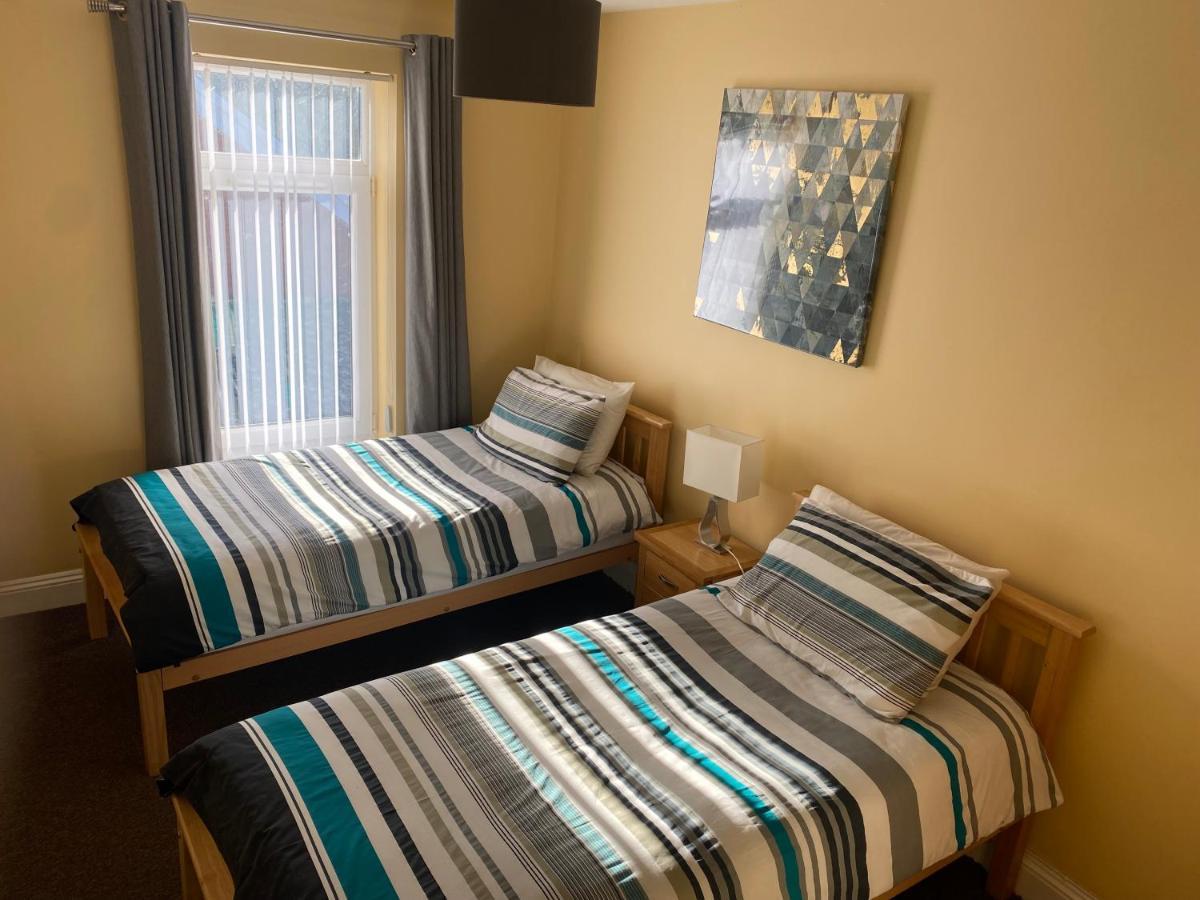 Apartamento Station House Merthyr Tydfil Exterior foto